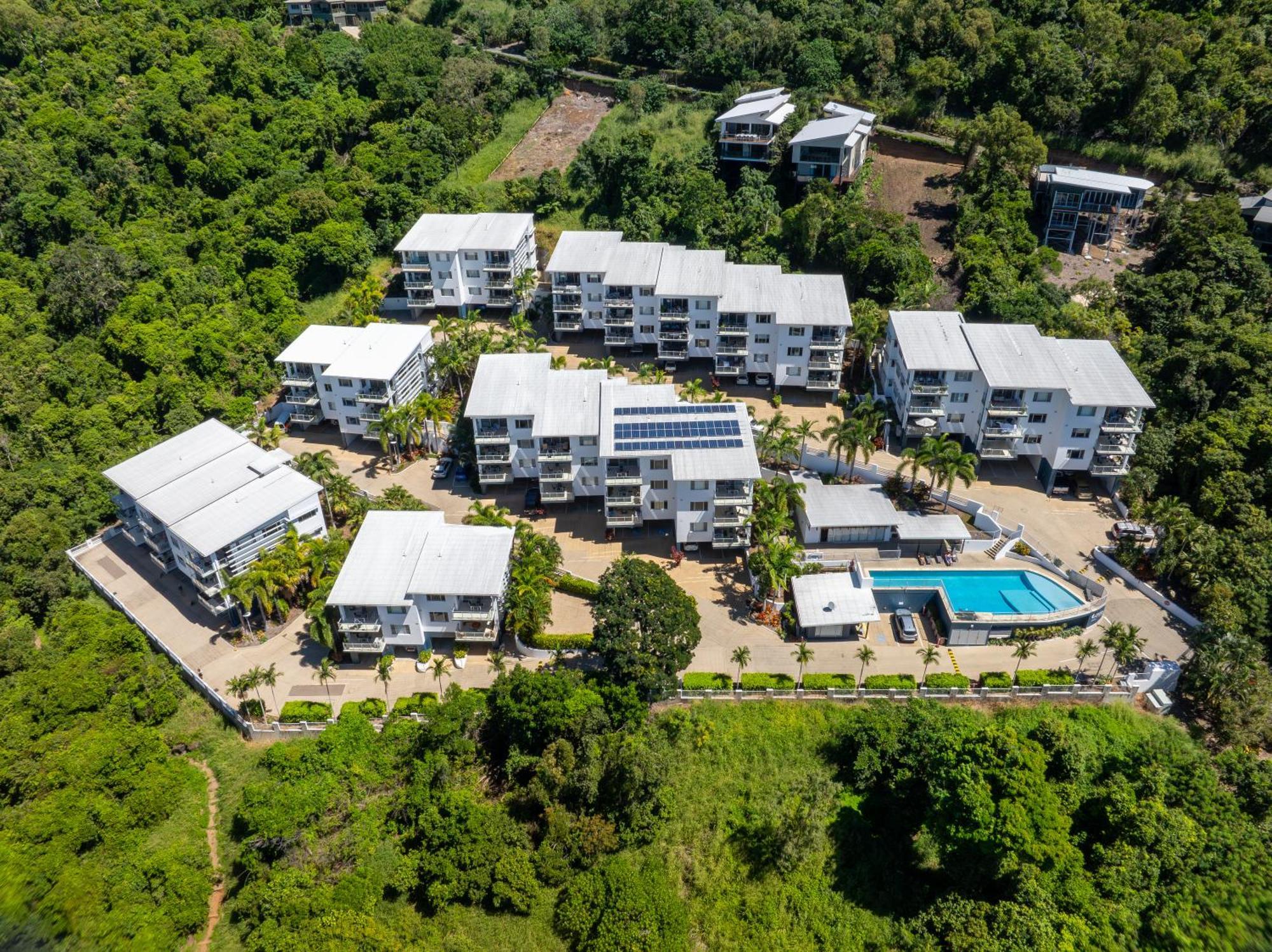 Airlie Summit Apartments Airlie Beach Exterior foto